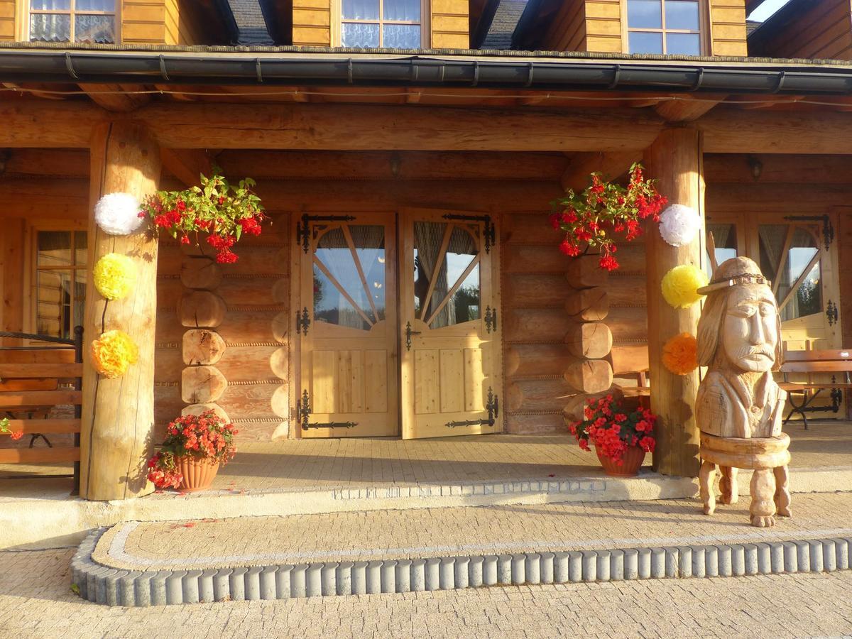 Karczma Góralska Bed and Breakfast Wisznice Exterior foto